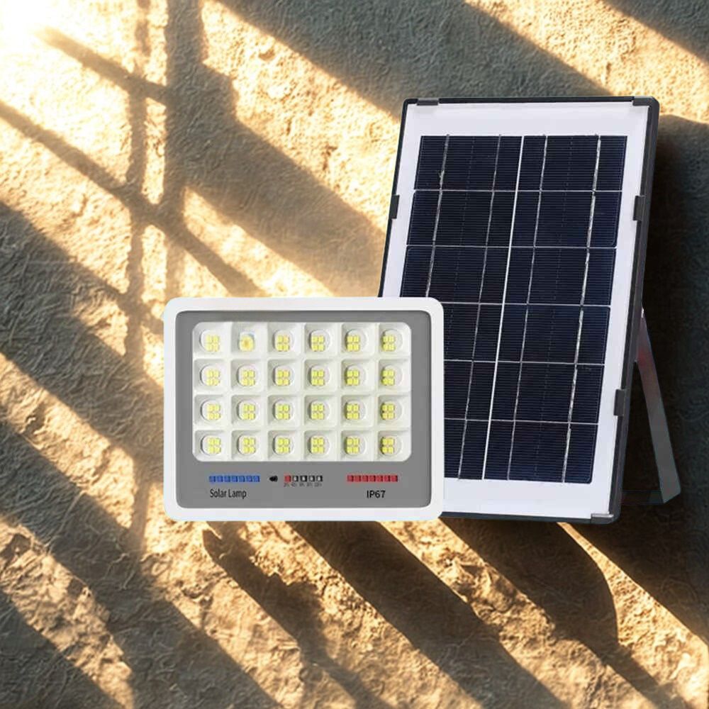 Applique exterieur solaire 96 Leds de garage