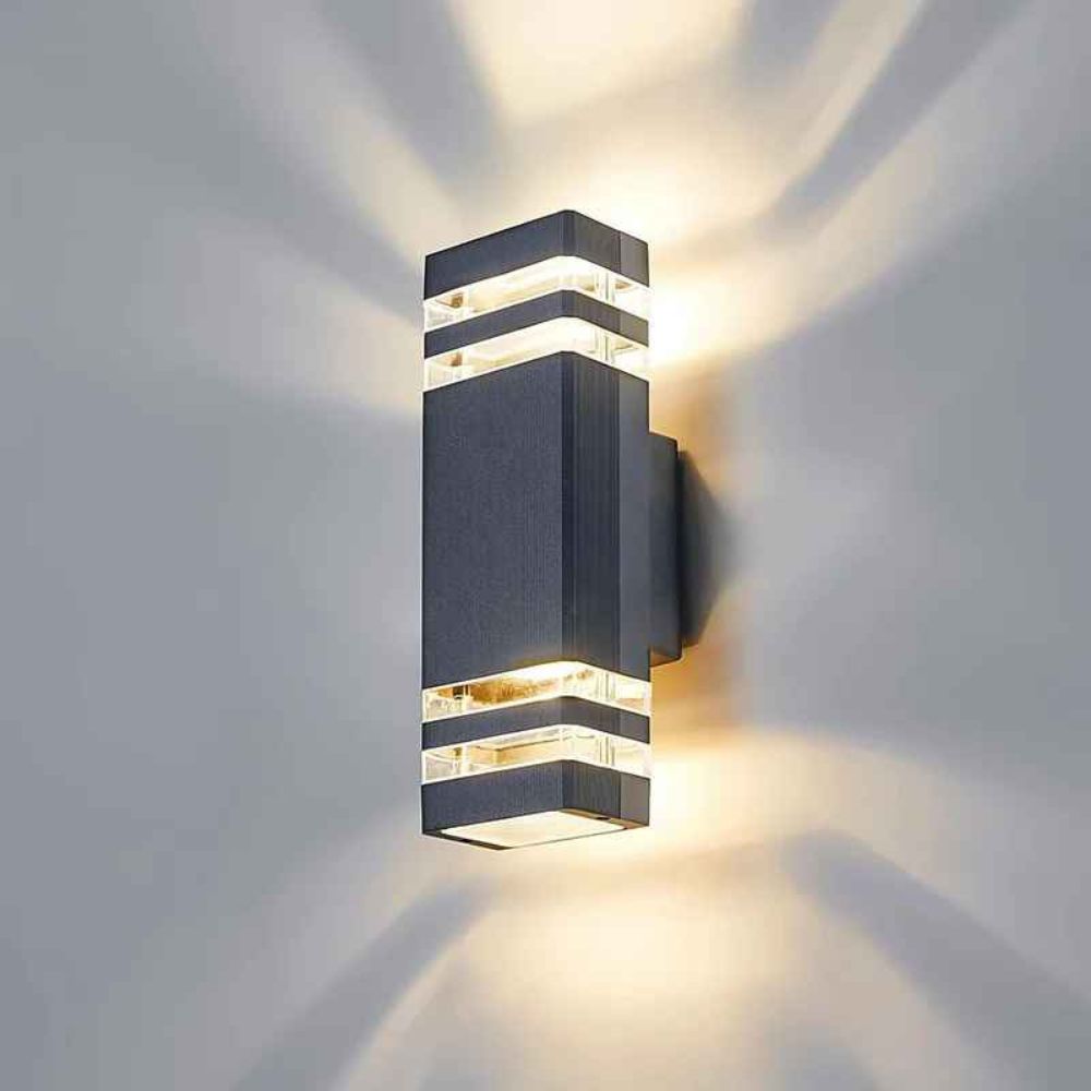 Lampe murale moderne carrée
